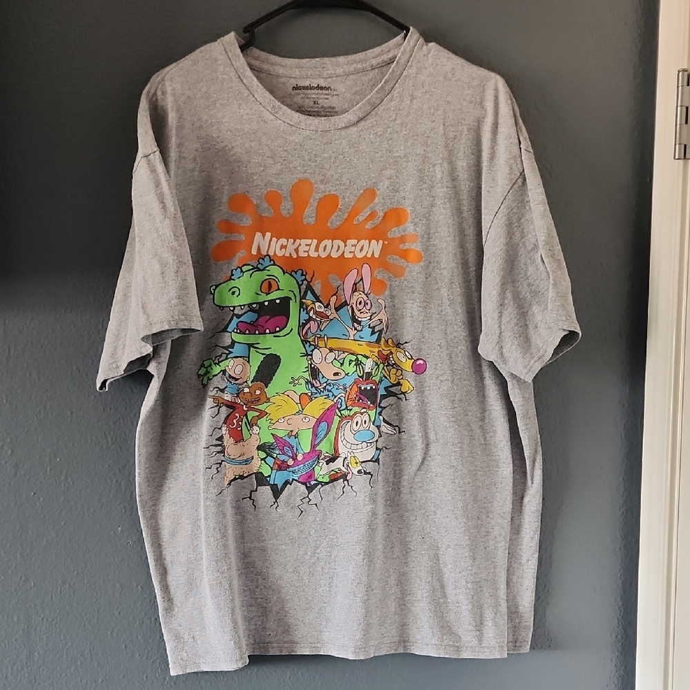 Nickelodeon Gray T-Shirt with 90's Characters